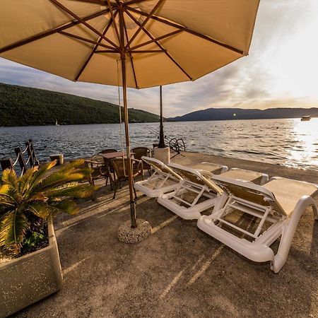 Apartments Batricevic Herceg Novi Ngoại thất bức ảnh