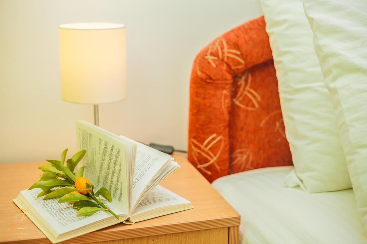 Apartments Batricevic Herceg Novi Ngoại thất bức ảnh