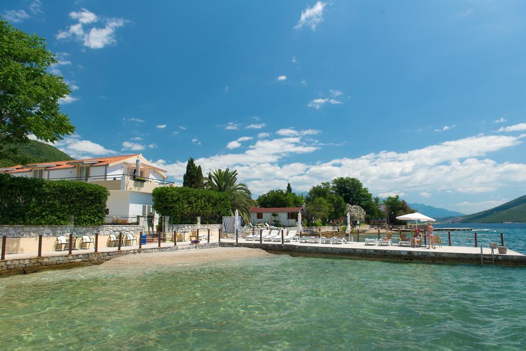 Apartments Batricevic Herceg Novi Ngoại thất bức ảnh